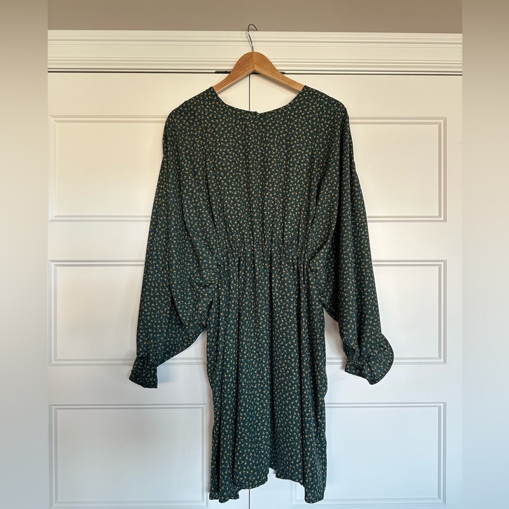 Boutique x Royal & Reese Dolman Sleeve Boho Peasant Dress Green Floral LG